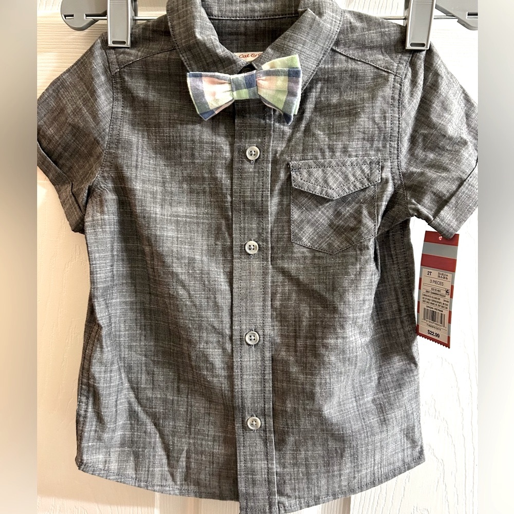 Little boys dressy shirt  with bow tie 2T.  Gray Chambray color